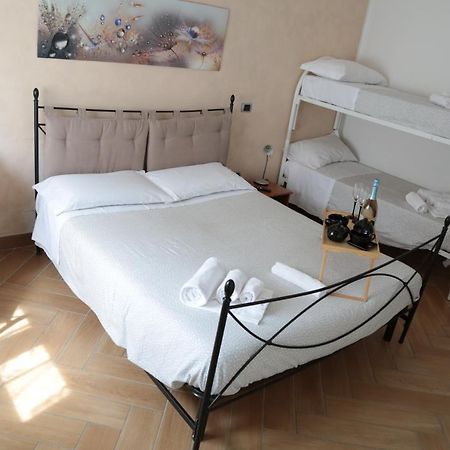 Guest House Simonazzi Reggio nell'Emilia Buitenkant foto