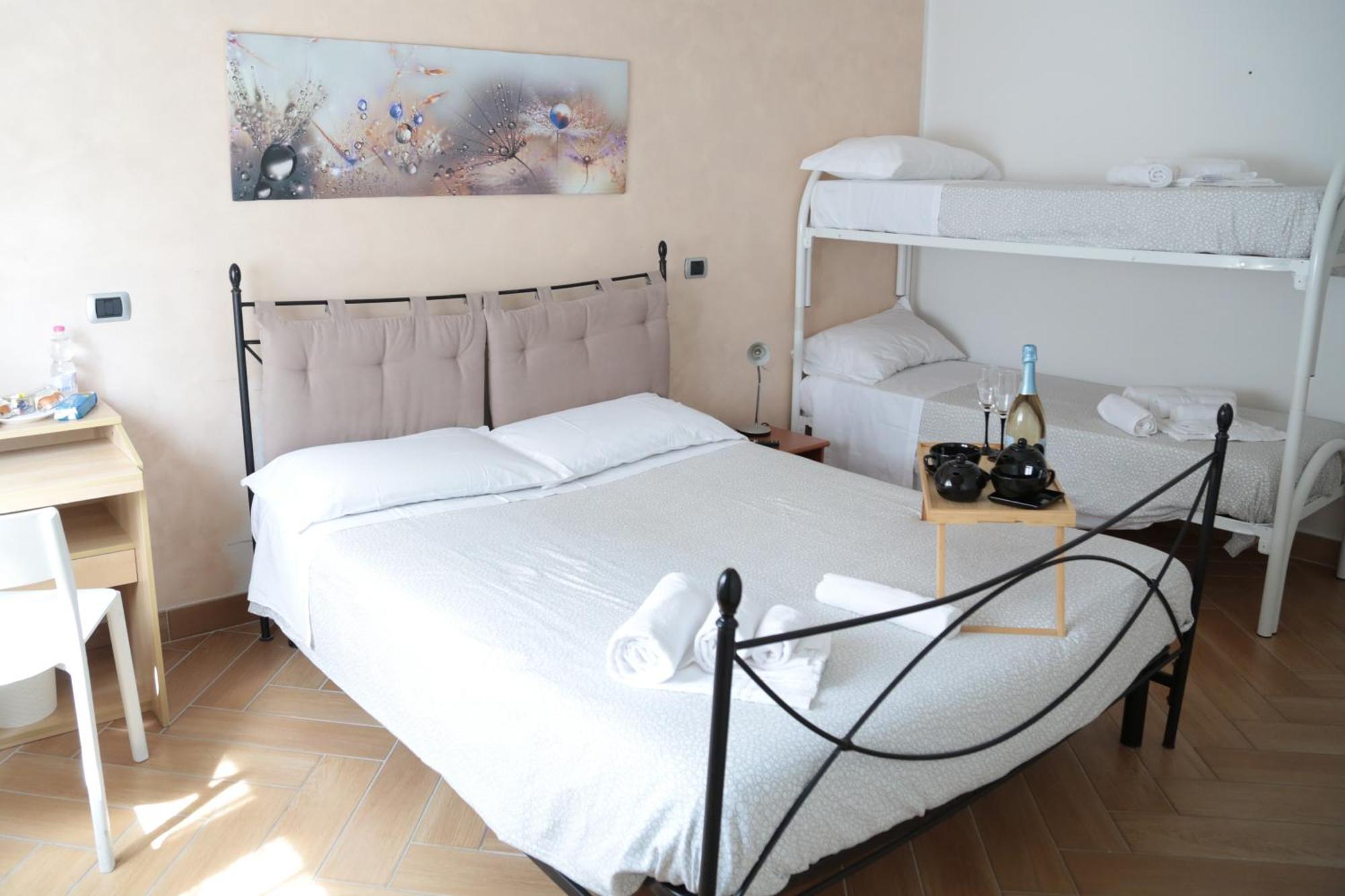 Guest House Simonazzi Reggio nell'Emilia Buitenkant foto